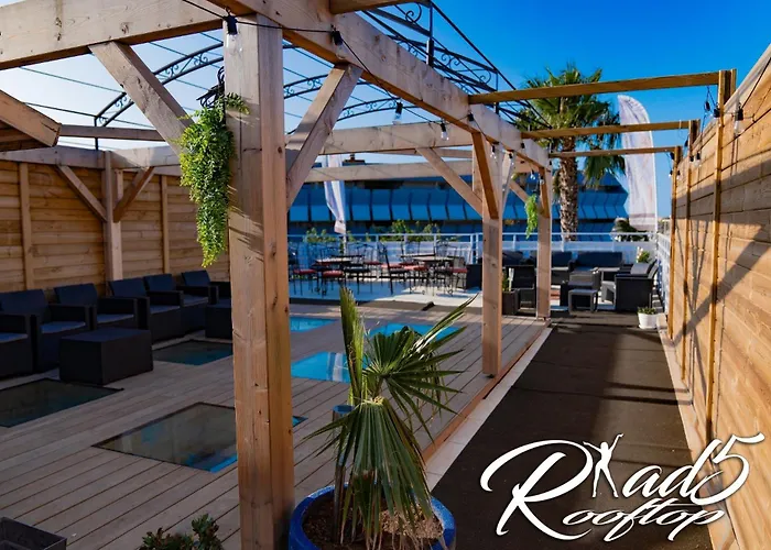 5 Cap Libertin Village Naturiste Apartahotel 3*